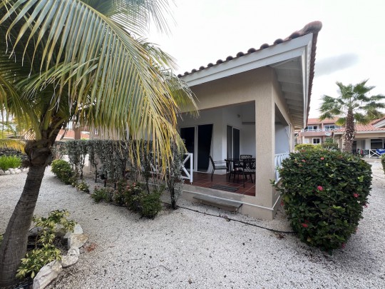 Piscadera - Nice bungalow with pool in the Caribbean Beach Resort