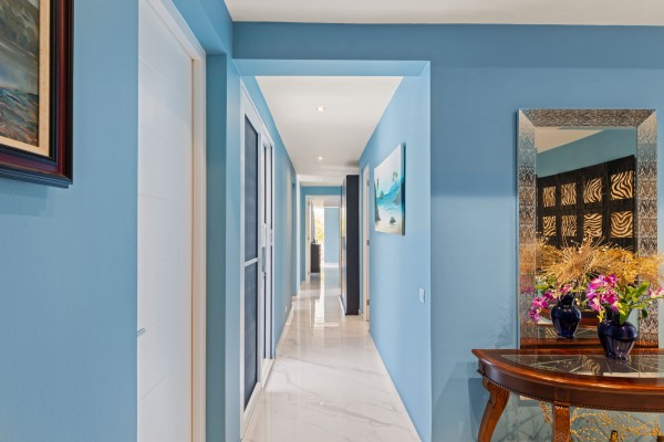 Blue Bay BT 06 – ‘Fifty shades of Blue’ Luxury Oceanview Villa
