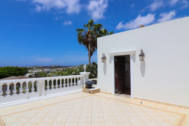  Luxury House with flat for sale in Cas Grandi Curaçao