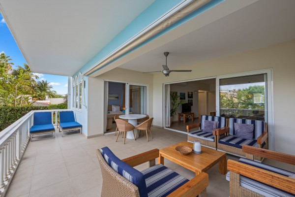 Blue Bay Ocean - Sea view apartment with good rental potential
