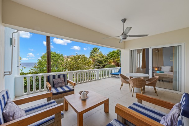 Blue Bay Ocean - Sea view apartment with good rental potential