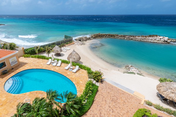 Carouselimage Curacao 2110