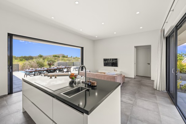 Luxe 4-Slaapkamer Villa met Golfzicht – Blue Bay Resort