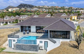 Carouselimage Curacao 2135