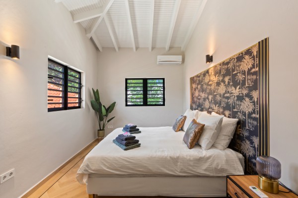 Vista Royal - Stylish, modern villa in a prime location in Jan Thiel