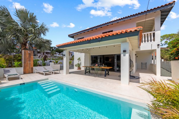 Vista Royal - Stylish, modern villa in a prime location in Jan Thiel