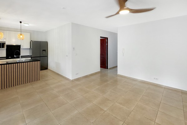 Spacious apartment with pool for rent in Jan Thiel - near beaches!