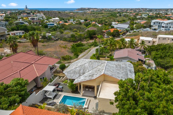 Cas Grandi – Villa in an Elevated Location