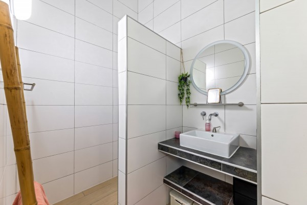 Blue Bay BB-08 - Villa met Zeezicht en Spectaculaire Zonsondergangen