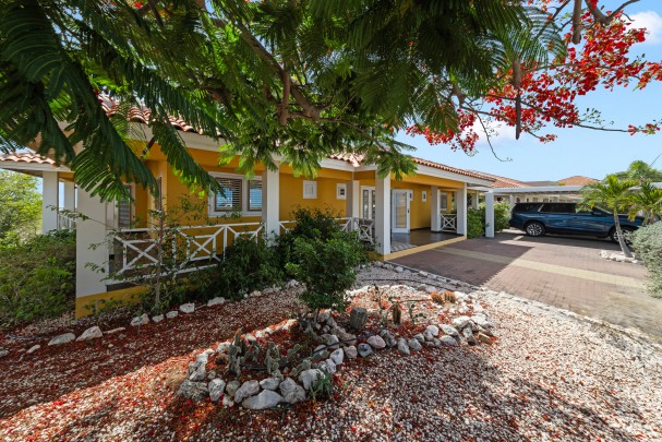 Blue Bay BB-08 - Ocean View Villa with Year-Round Sunset Views