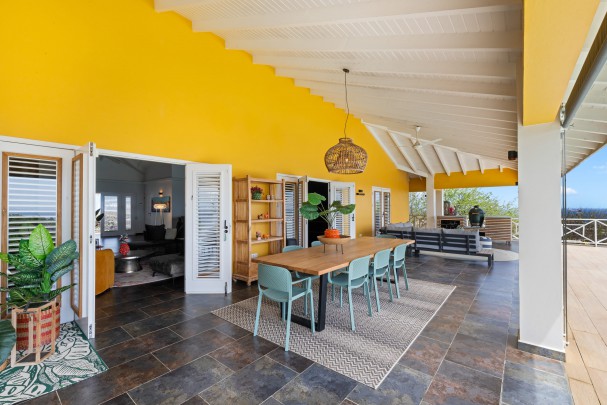 Blue Bay BB-08 - Ocean View Villa with Year-Round Sunset Views