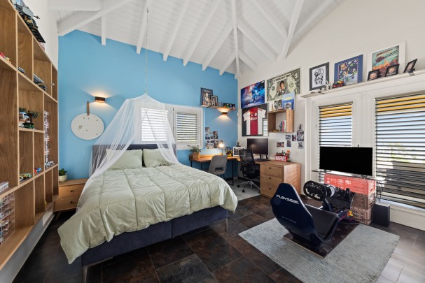 Blue Bay BB-08 - Ocean View Villa with Year-Round Sunset Views