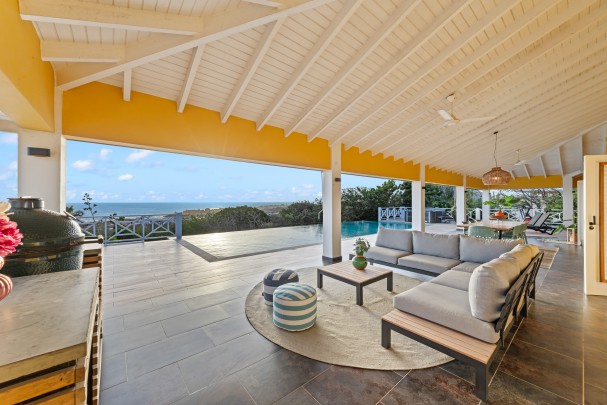 Blue Bay BB-08 - Ocean View Villa with Year-Round Sunset Views