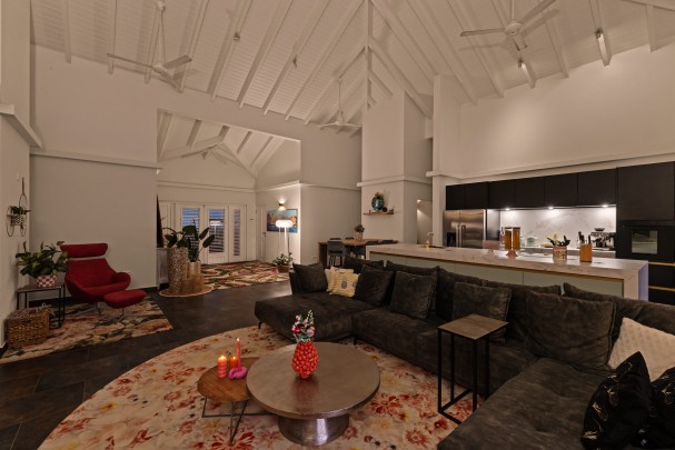 Blue Bay BB-08 - Ocean View Villa with Year-Round Sunset Views