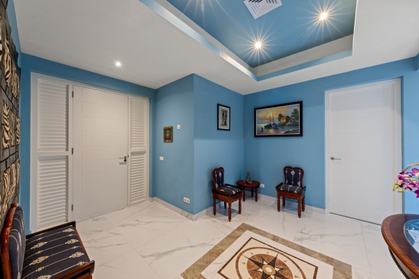 Blue Bay BT 06 – ‘Fifty shades of Blue’ Luxury Oceanview Villa
