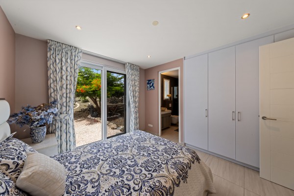 Blue Bay BT 06 – ‘Fifty shades of Blue’ Luxury Oceanview Villa
