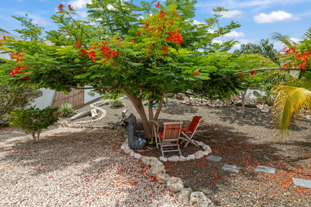 Blue Bay BT 06 &ndash; &lsquo;Fifty shades of Blue&rsquo; Luxury Oceanview Villa