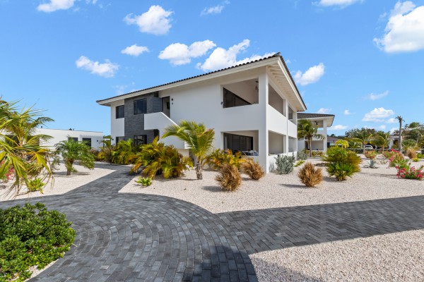 Blue Bay Resort | Modern unfurnished apartment in a green setting