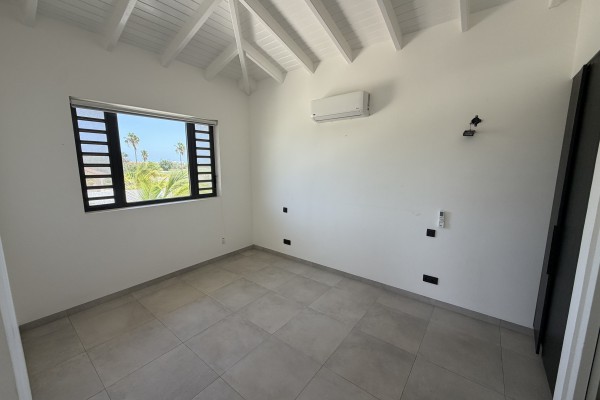 Blue Bay Resort | Modern unfurnished apartment in a green setting