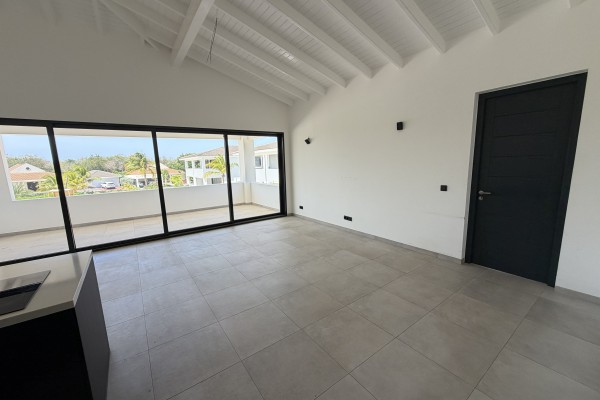 Blue Bay Resort | Modern unfurnished apartment in a green setting