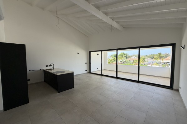 Blue Bay Resort | Modern unfurnished apartment in a green setting