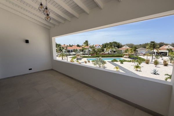 Blue Bay Resort | Modern unfurnished apartment in a green setting