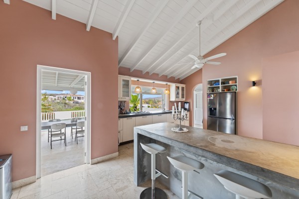 Blue Bay BD61 - Spacious Villa with Guest Apartment