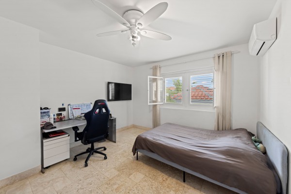 Blue Bay BD61 - Spacious Villa with Guest Apartment