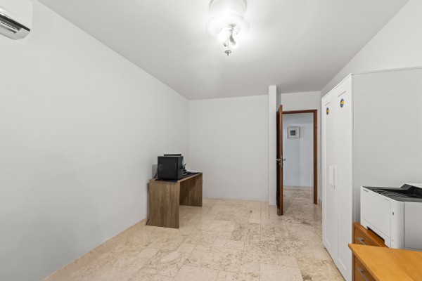Blue Bay BD61 - Spacious Villa with Guest Apartment