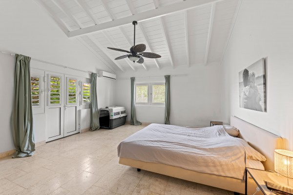 Blue Bay BD61 - Spacious Villa with Guest Apartment