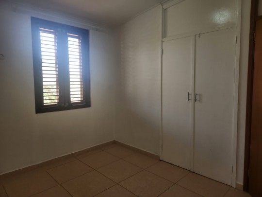 Abrahamsz – Centrally located 3-bedroom house 