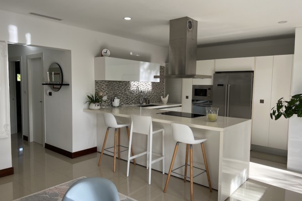 Modern 3-slaapkamer appartement te huur in gated resort