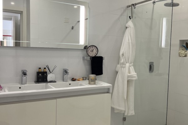 Modern 3-slaapkamer appartement te huur in gated resort