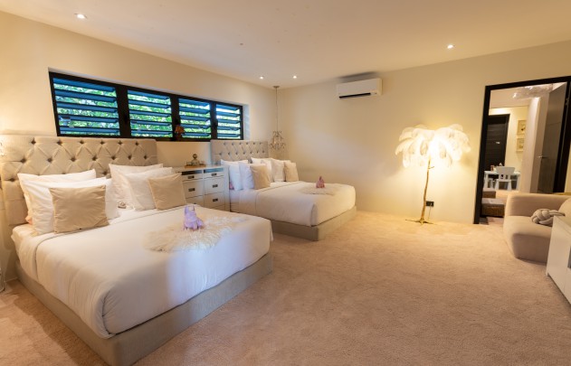 Terrace Estate -Designer villa breathtaking views and unrivaled luxury