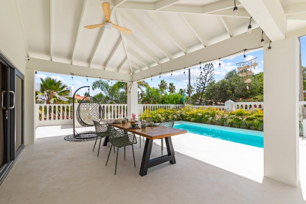 Vista Royal - Stylish, modern villa in a prime location in Jan Thiel