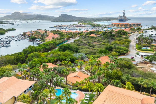 Luxury detached 3-bedroom home for rent in Jan Thiel on a resort