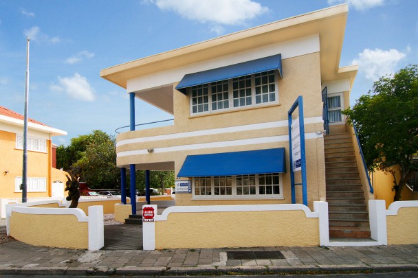 Centrally located, fully renovated office floor on Penstraat