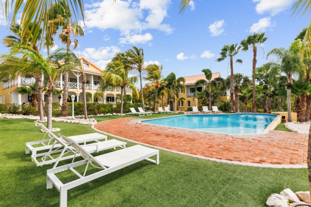 Ruime vrijstaande 3-slaapkamer woning te huur in Jan Thiel op resort