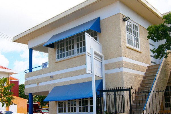 Centrally located, fully renovated office floor on Penstraat
