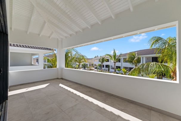 The Bank &ndash; Luxury Unfurnished 2-Bedroom Apartment for Rent