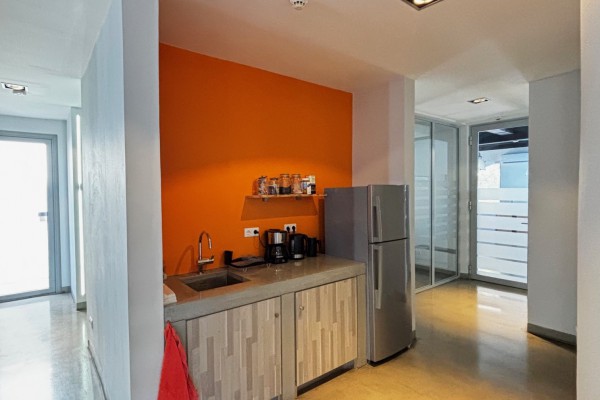 Centrally Located Office Units for Rent – Excellent Accessibility