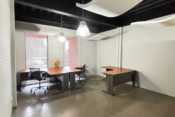 Centrally Located Office Units for Rent – Excellent Accessibility