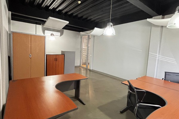 Centrally Located Office Units for Rent – Excellent Accessibility