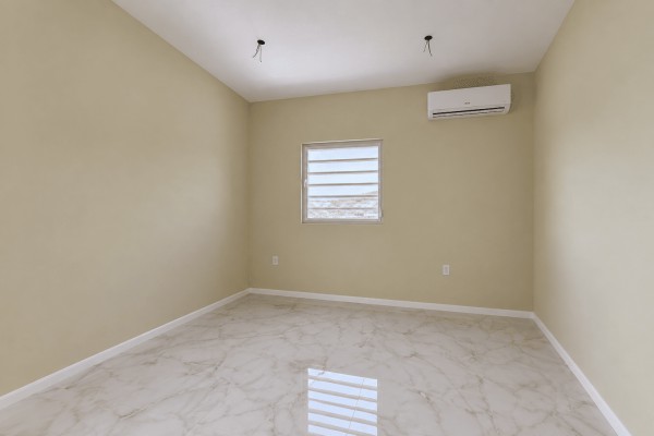 Santa Rosa - Modern New-Build 3-Bedroom House
