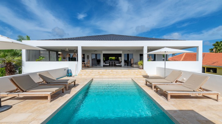 Jan Sofat – Luxe villa met panoramisch uitzicht