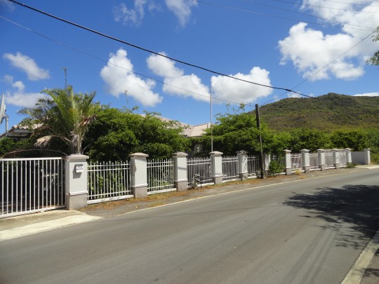 Lagun semi-detached homes with private path to Playa Jeremi