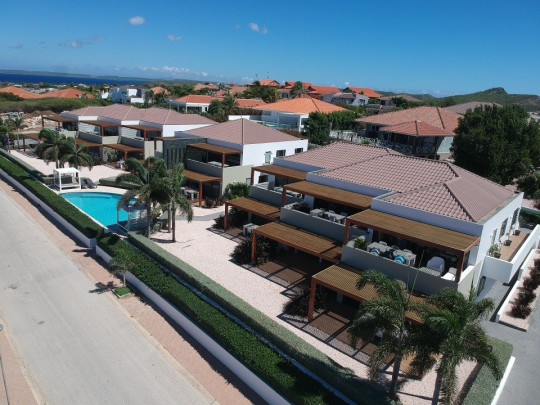 Exclusief topfloor appartement met zeezicht in Blue Bay