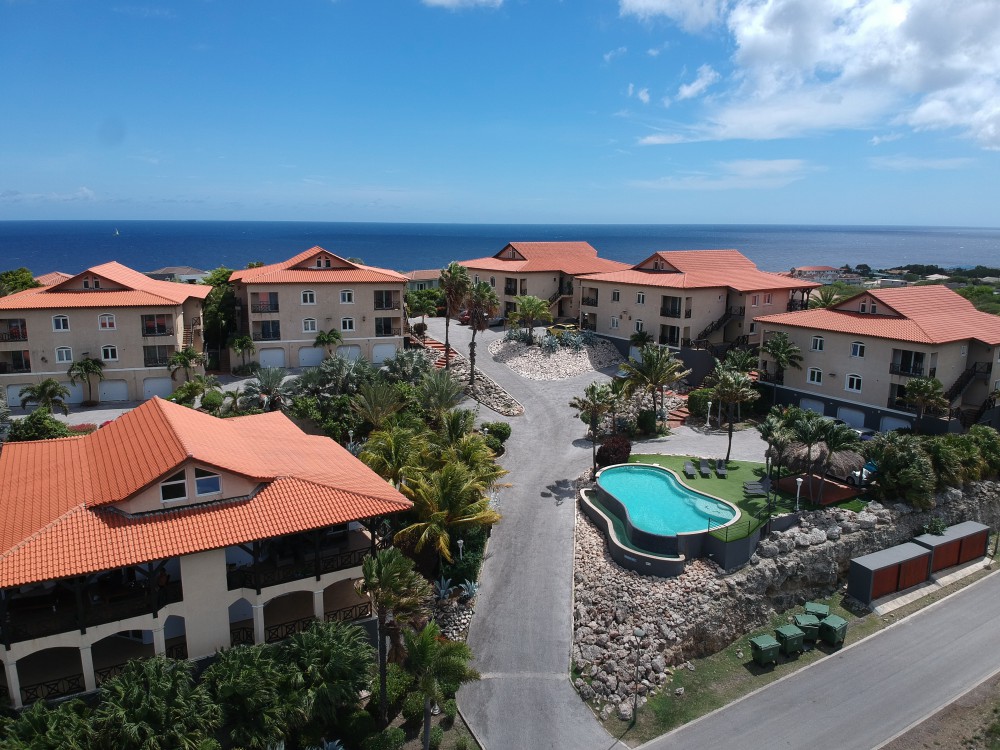 RE/MAX real estate, Curacao, Blue Bay, Blue Bay - Residence Le Bleu - Spacious Apartments For Sale
