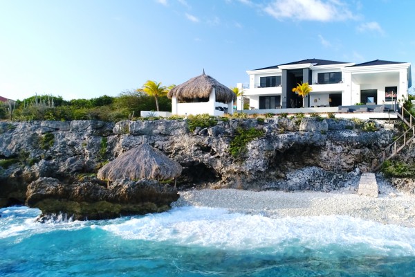 Modern Villa with Ocean/Salina Views and Infinity Pool in Coral Estate -  St. Marie