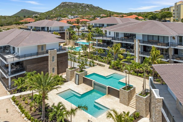 Blue Bay The Breeze – Luxury Newly Built 2-bedroom Apartment with Pool
